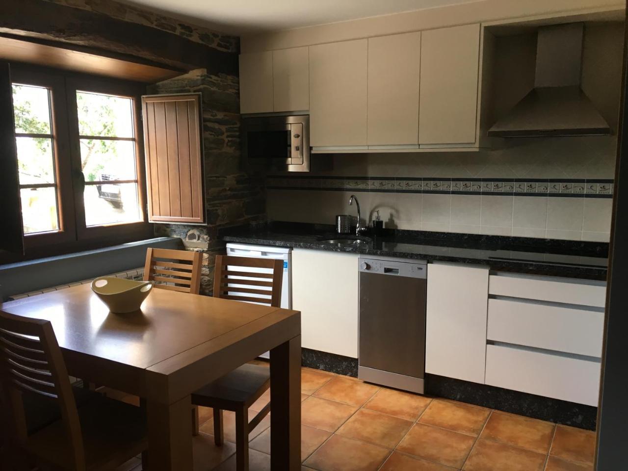 Apartamentos Carola San Tirso de Abres Dış mekan fotoğraf
